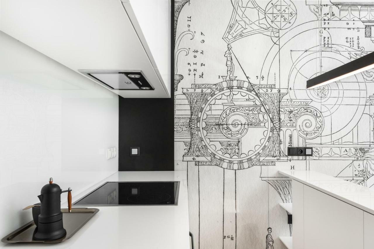 White Room Pilsudskiego 1 Kraków Exteriör bild
