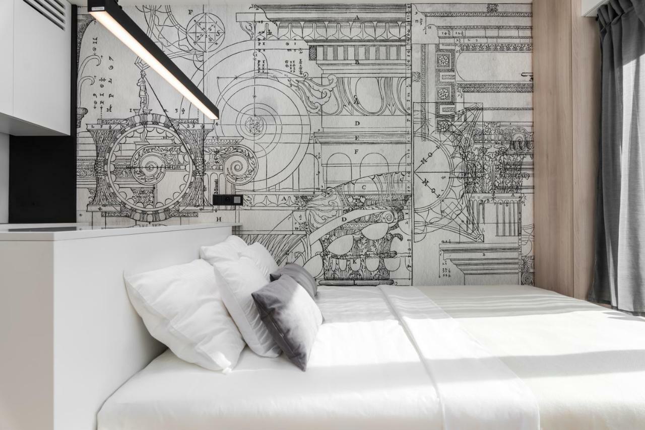White Room Pilsudskiego 1 Kraków Exteriör bild